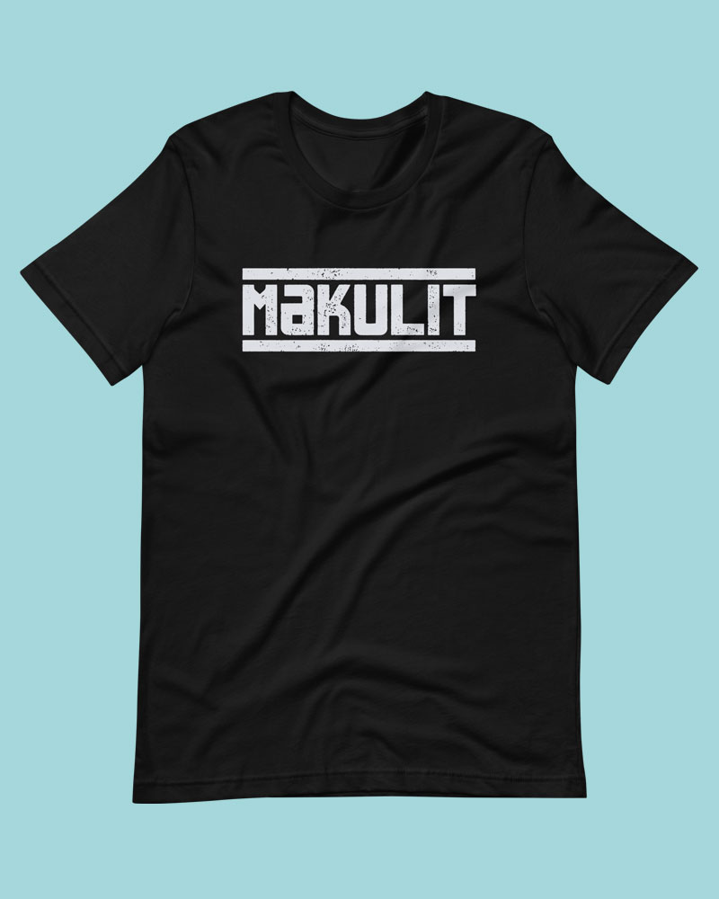 Black t-shirt product photo